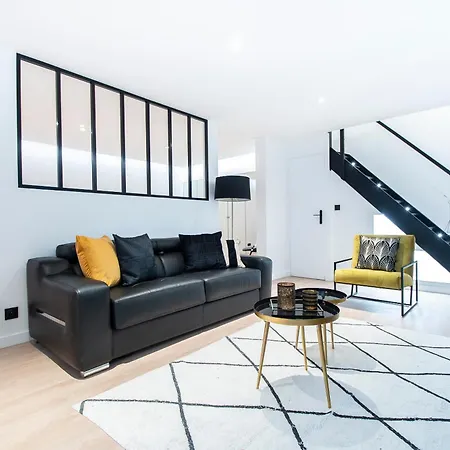 Appartement Relax In A Townhouse In L 16th District Parijs