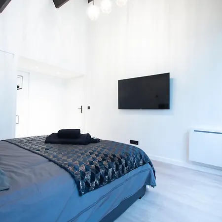 Relax In A Townhouse In L 16th District Appartement *