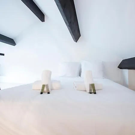 Relax In A Townhouse In L 16th District *